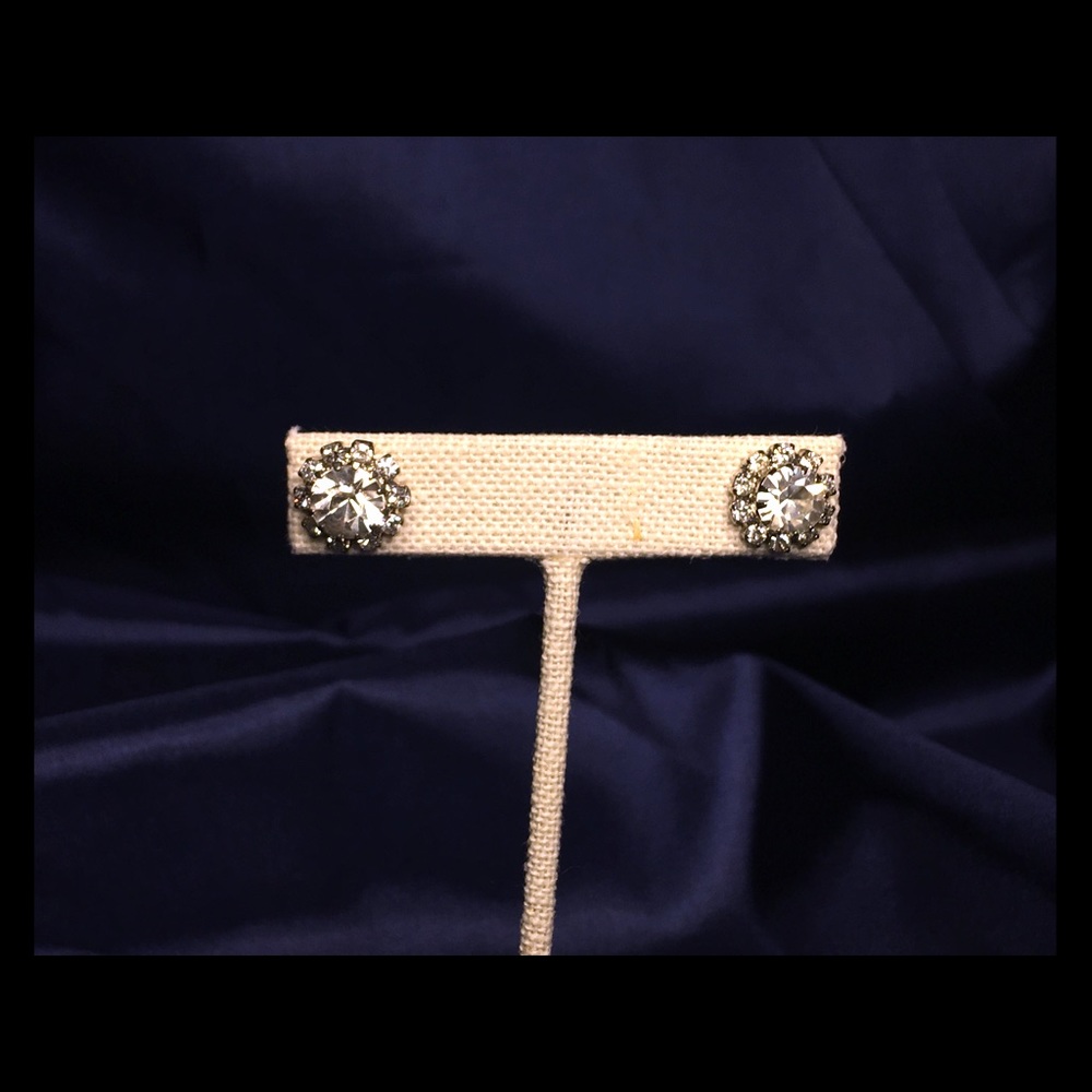 Simple multi-stone earrings